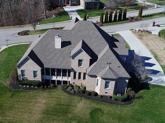 3rd image of 200 Oak Chase Blvd