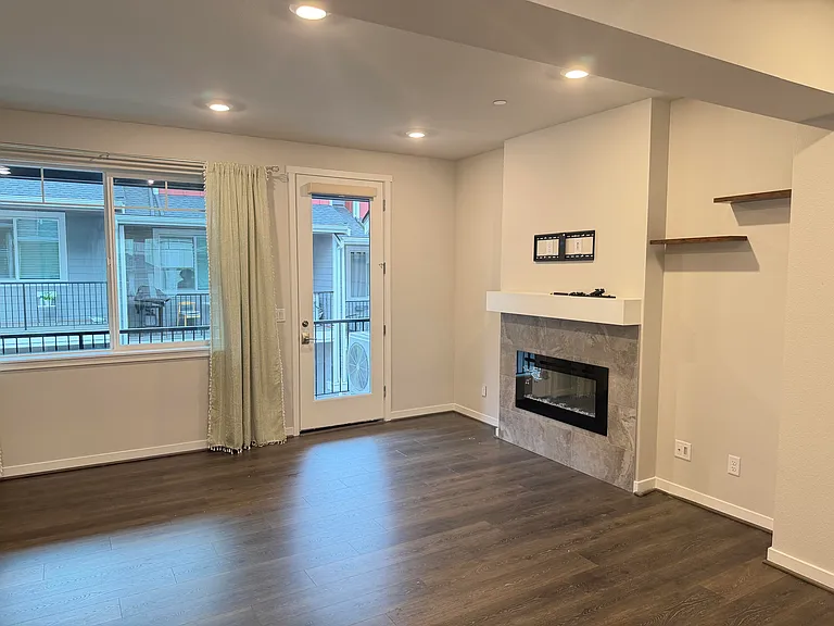 12012 NE 193rd Ln #B — Photo 11