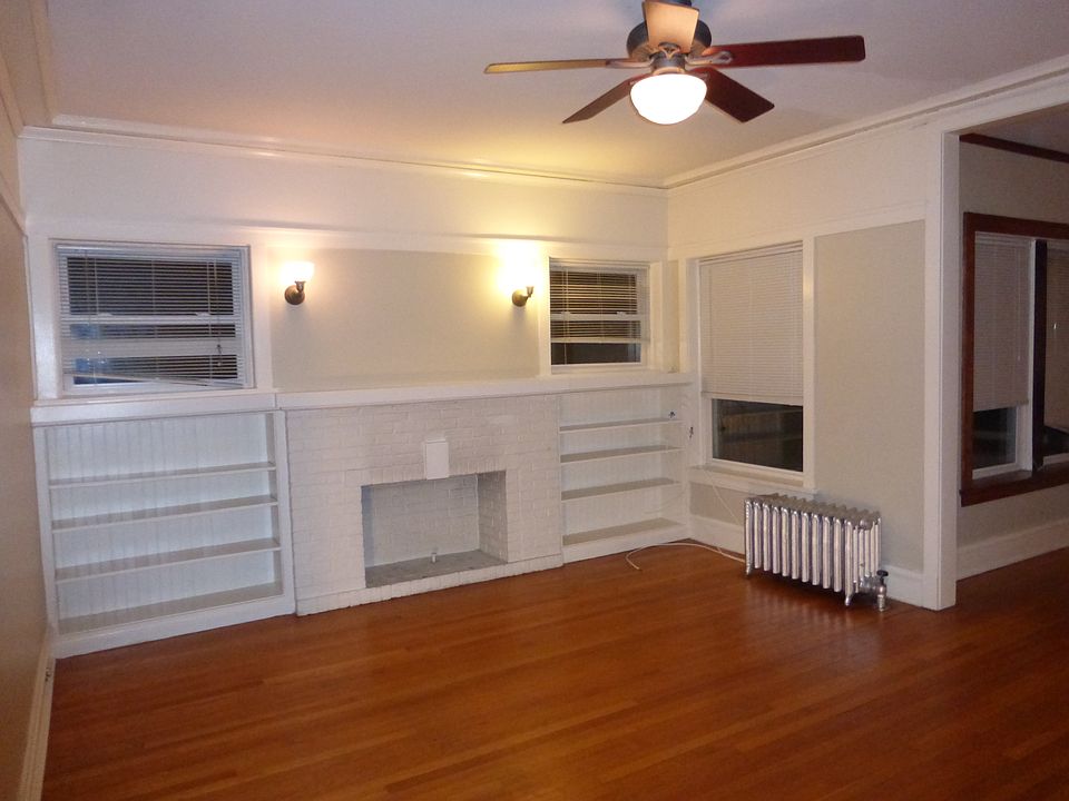 1st image of 1412 W Thorndale Ave APT 1