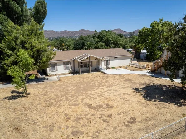 21760 Walnut St, Wildomar, CA 92595