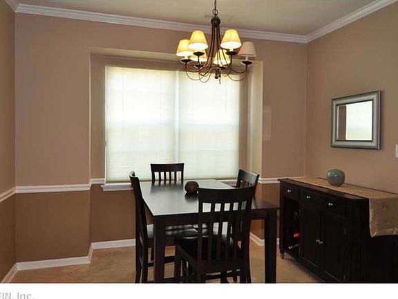 4th image of 631 Sedgefield Ct