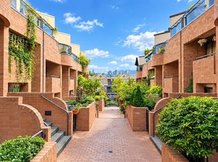 730 W 7th Ave #2, Vancouver, BC V5Z 1B8