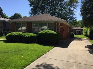 104 N Main St, Mount Prospect, IL 60056