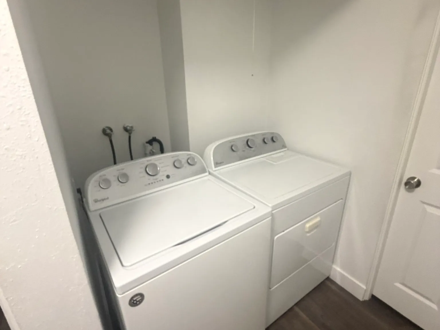 3 bed, 1.5 bath, 1100 sqft, $1,995 — Photo 4