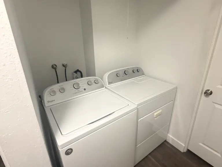 1620 NE Pleasant St #101 — Photo 4