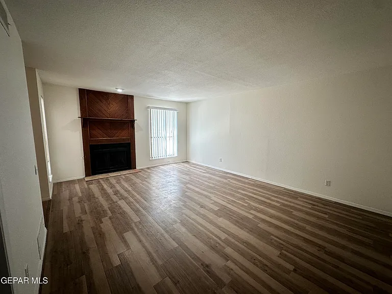 336 Villa Canto St — Photo 3