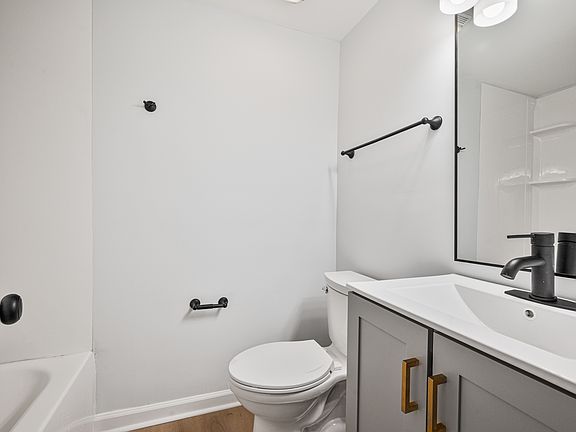5th image of 759 Gallion Ave