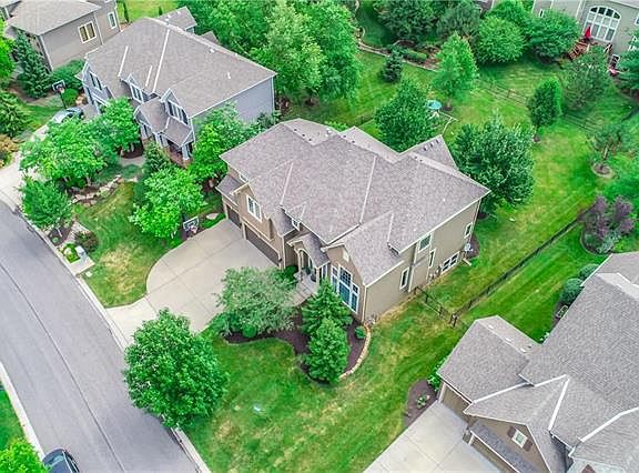 5th image of 9104 W 156th Pl