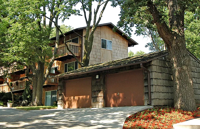 Latvian Village Apartments — Photo 34