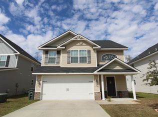 207 Grandview Dr, Hinesville, GA 31313