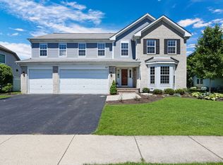 32 Highland Rd, Grayslake, IL 60030