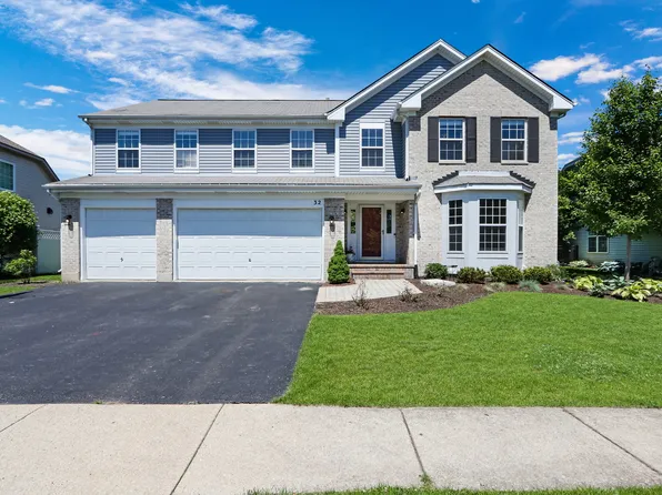 32 Highland Rd, Grayslake, IL 60030