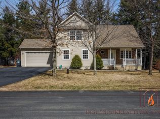 16 Locust Ridge Dr, Corinth, NY 12822