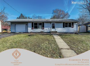 219 5th St NW, Forest Lake, MN 55025