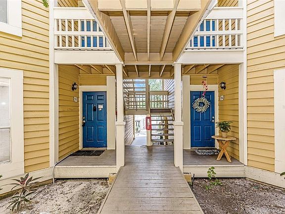 3rd image of 115 112TH AVENUE NE #703