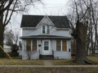 533 N 7th St, Dekalb, IL 60115