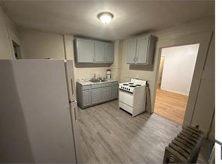 101 Kensington Ave APT 1L, Springfield, MA 01108