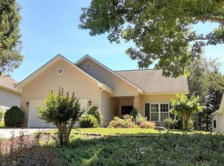 209 Toqua Greens Ln, Loudon, TN 37774
