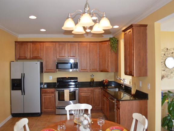 Kitchen (Eat In)