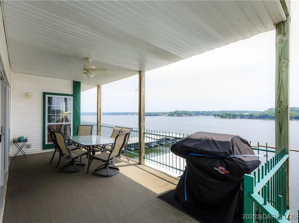 607 E Harbour Towne Dr #607, Lake Ozark, MO 65049