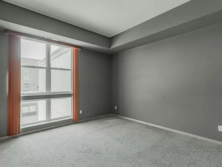 2650 University Ave W #307 — Photo 18