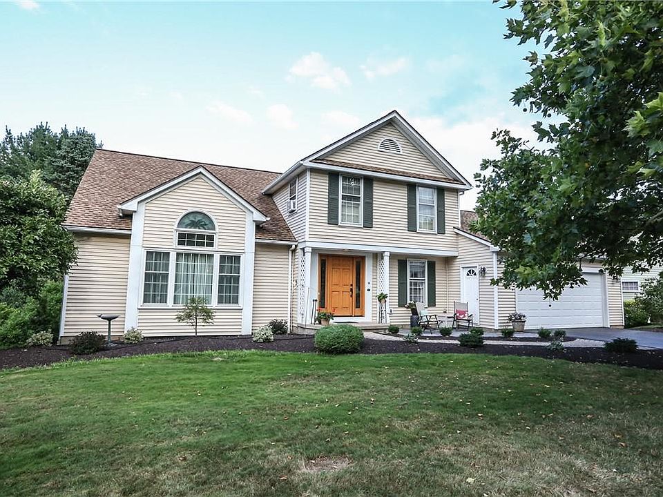 1st image of 24 Caywood Ln