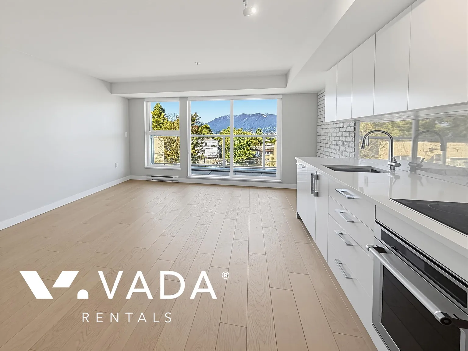 2508 Fraser Street Vancouver — Photo 4