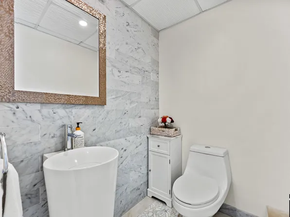 115-18 Mayfair Road image 12 of 55