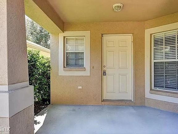 3rd image of 11629R Crest Creek Dr