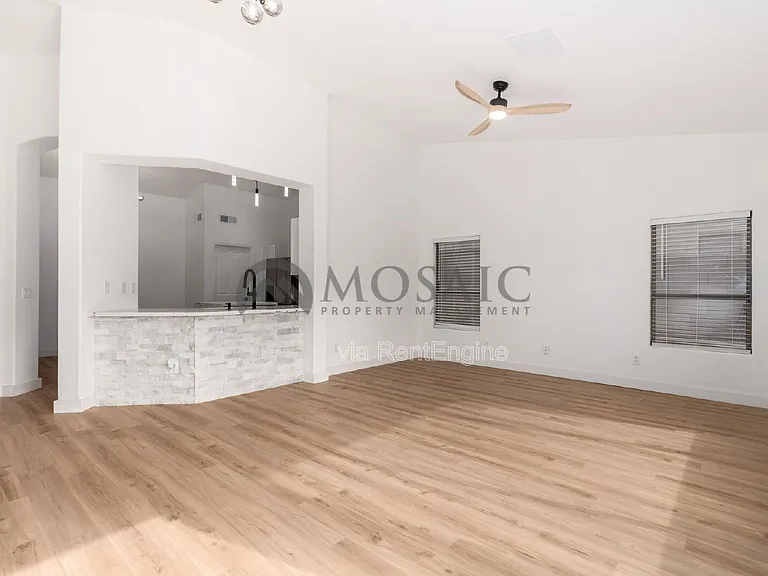 1567 E Black Diamond Dr — Photo 13
