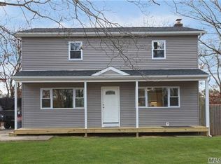 171 Avenue C, Holbrook, NY 11741