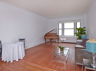 929 Park Ave #8A, New York, NY 10028
