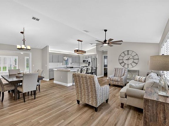 3rd image of 14023 SE 86th Cir