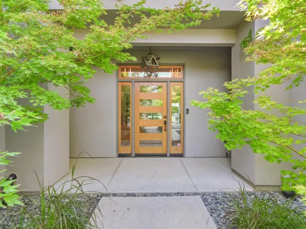 1609 Gary Way, Carmichael, CA 95608
