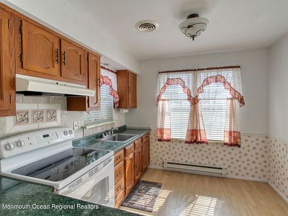 4th image of 26 Canton Dr #51