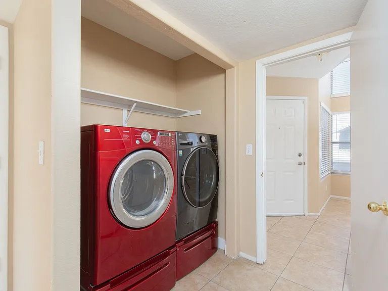 8348 Granite Peak Ct — Photo 14