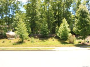 204 Great Brook Rd, Groton, CT 06340