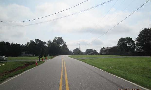 2nd image of 2115 E Lawyers Rd