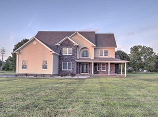 185 Monmouth Rd, Freehold, NJ 07728