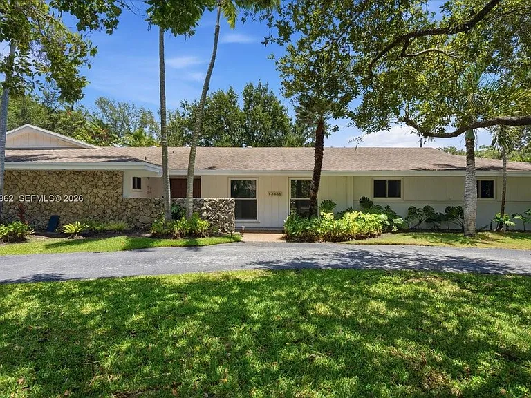 12365 SW 60th Ct — Photo 3