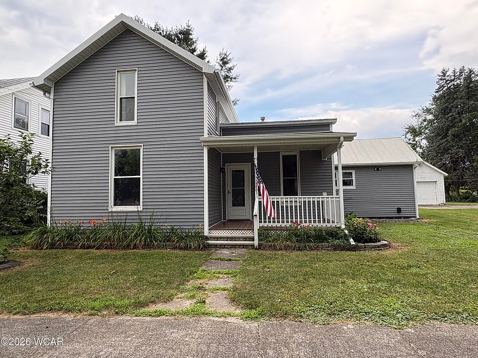 1st image of 204 E Clay St