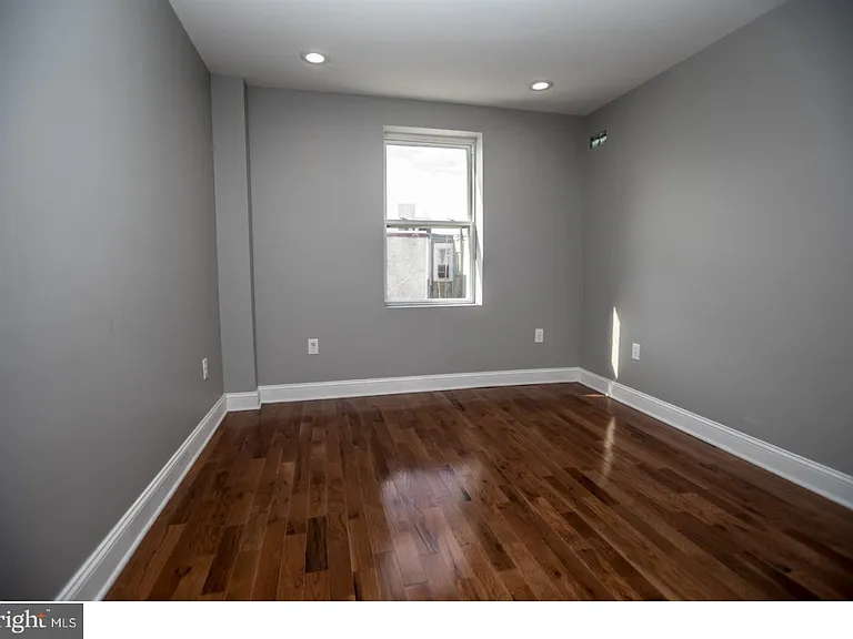 1512 S 18th St — Photo 12