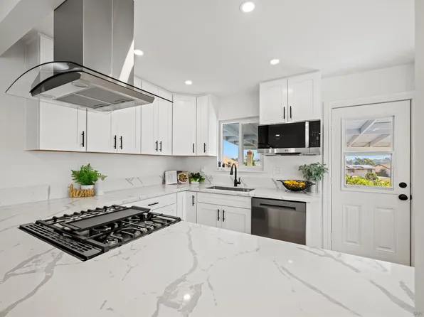 2951 Manos Dr, San Diego, CA 92139