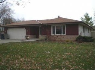 7311 N 97th St, Milwaukee, WI 53224