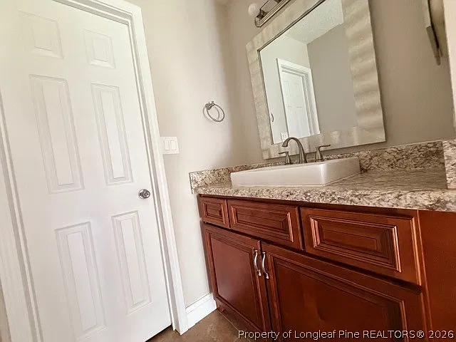 3 bed, 2.0 bath, 1152 sqft, $1,750 — Photo 4