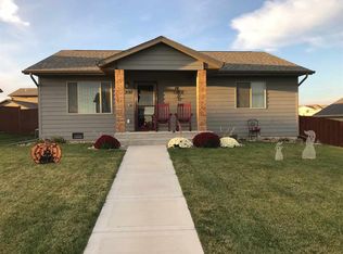 1237 Fairbanks Dr, Box Elder, SD 57719