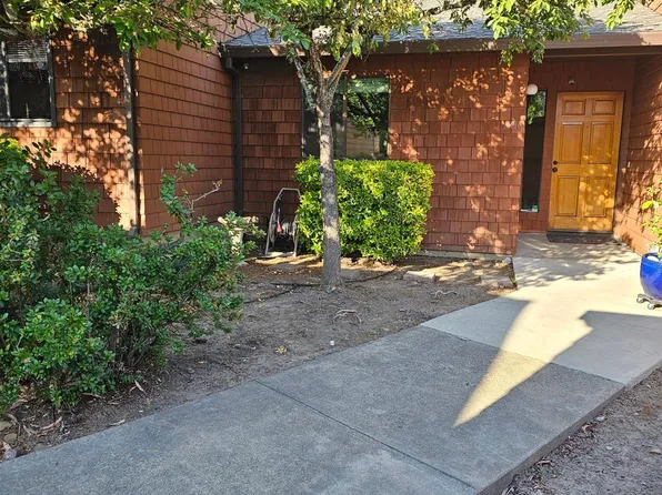 206 Indian Creek Drive, Santa Rosa, CA 95409