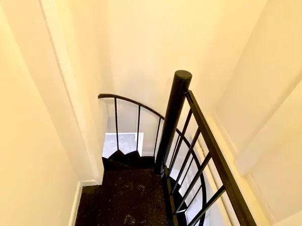 411 East 81st Street image 9 of 17