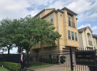 2801 Clinton Dr, Houston, TX 77020