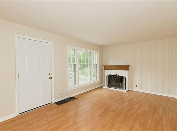 2nd image of 2821 N 45th St